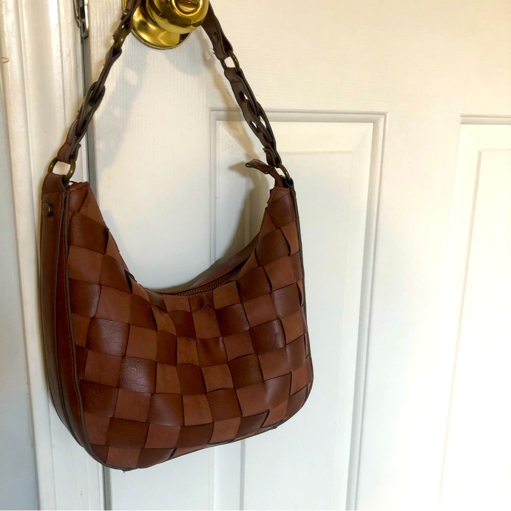 Small shoulder faux leather hand bag woven brown